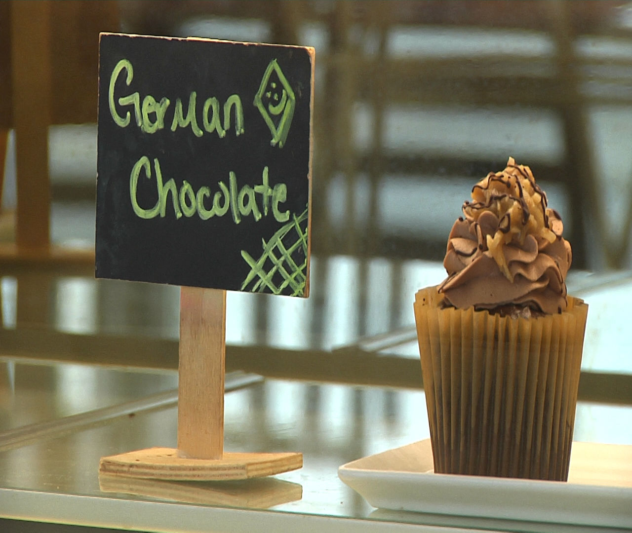 Local cupcake shop stuggles to stay afloat during coronavirus outbreak